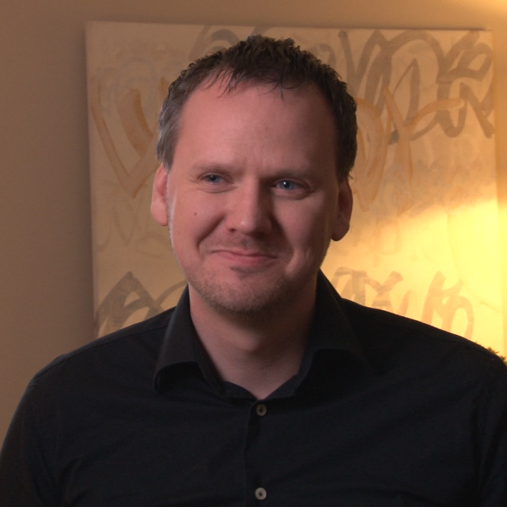 Chris MacKinnon